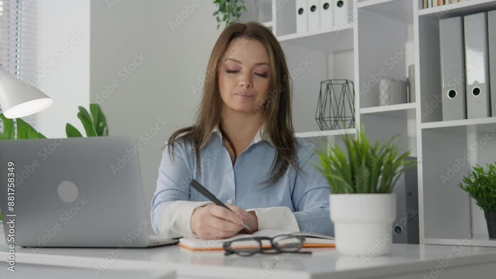 The conceived woman uses technology as a tool to express her creative ideas, creating her own art digitally at home. Business online. Work and study remotely The conceived woman uses technology as a tool to express her creative ideas, creating her own art digitally at home. Business online. Work and study remotely