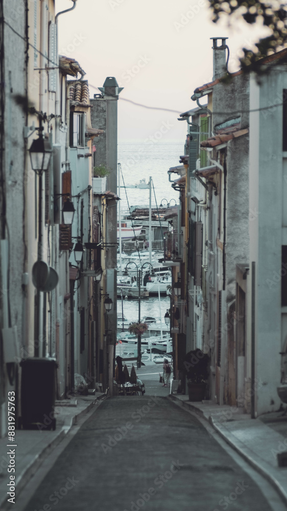 Fototapeta premium street to the sea