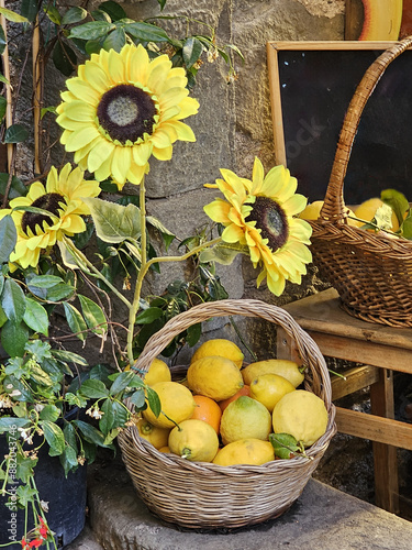 Photos Sunflowers and Lemons