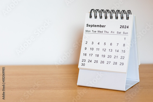 Schilderij op canvas 2024 calendar - September month page on the wooden desk