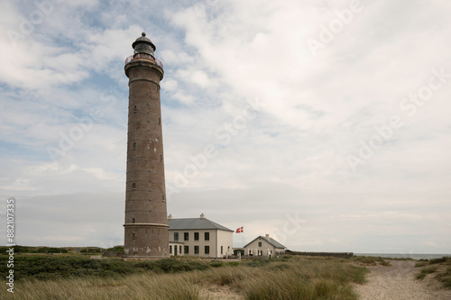 Obraz na płótnie The tall Skagen Grey Lighthouse and centre for migratory birds w salonie