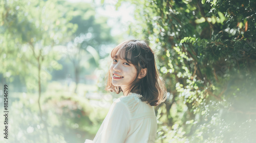 笑顔の可愛いアジア人女性