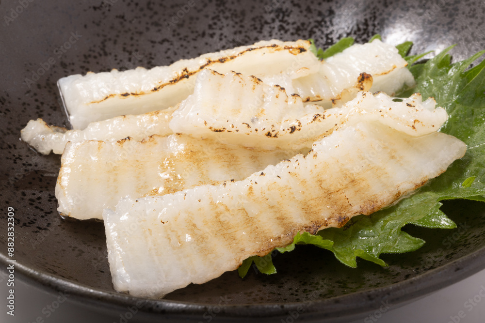 炙り えんがわ 刺身(あぶらがれい) 炙り えんがわ 刺身(あぶらがれい)