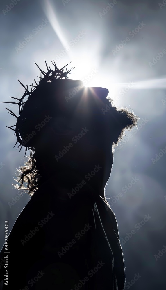 Glorious jesus silhouette with crown of thorns in radiant realistic photo for spiritual inspiration Glorious jesus silhouette with crown of thorns in radiant realistic photo for spiritual inspiration