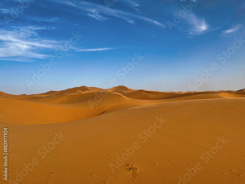 Canvas-taulu landscape view of dunes in Erg chebbi desert, part of african sahara