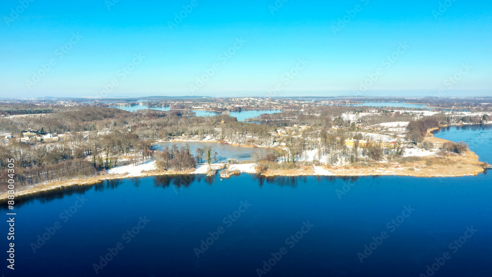 Fototapeta premium Luftbild - Winter Geltower see und die Havel