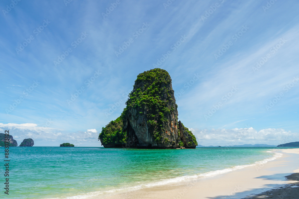 Naklejka premium Railay Beach Krabi Thailand, the tropical beach of Railay, Panoramic view of idyllic Railay Beach on a sunny day. Summer beach tropical landscape Thailand island scenic background.