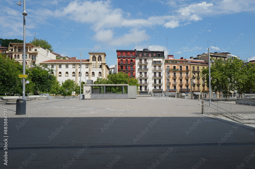 Naklejka premium Building in the downtown of san Sebastian, Spain