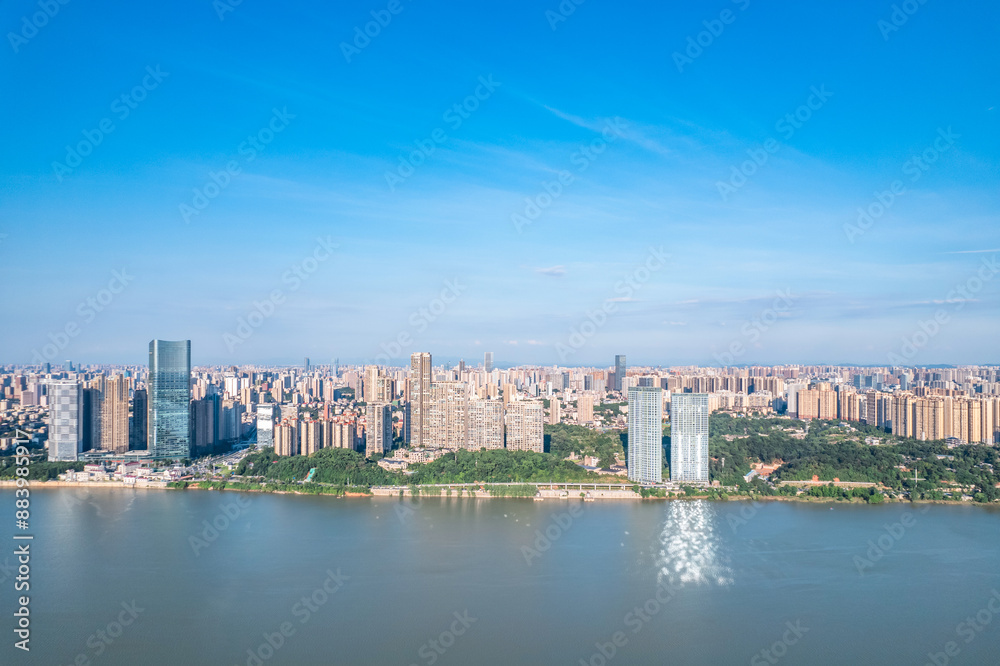Naklejka premium Riverside property in Changsha, China