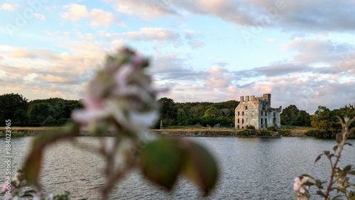 Obraz na płótnie Beautiful scenery of Menlo Castle 16th century ruin by the River Corrib at sunset in Galway, Ireland, historic architecture w salonie