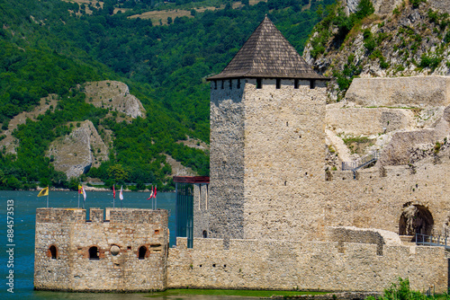 Majestic medieval Golubac f...