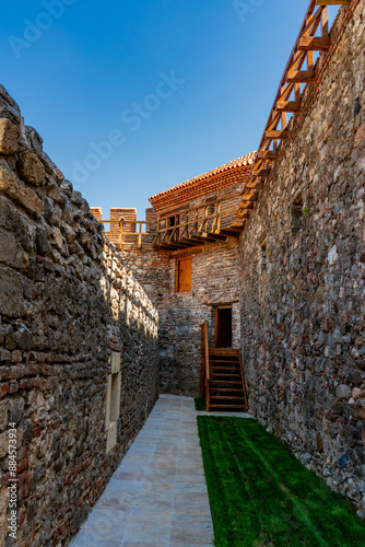 Majestic Fetislam fortress ...