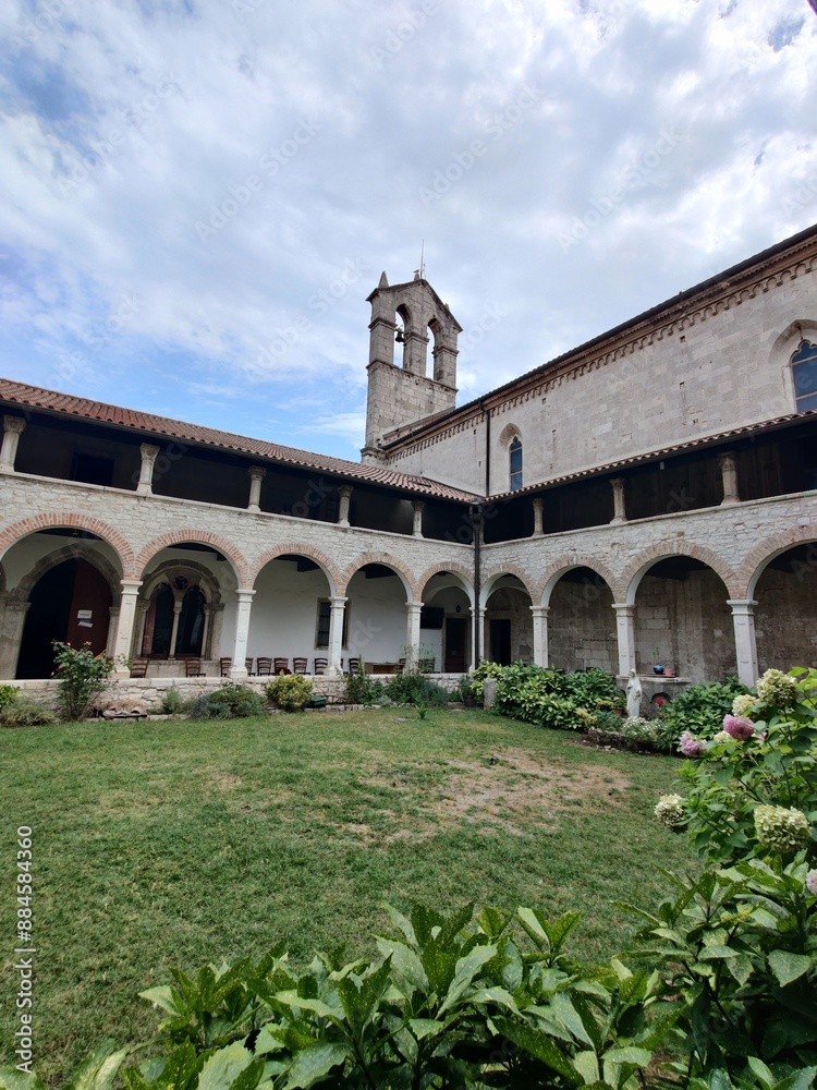 Fototapeta premium Church and monastery of St. Francis in Pula, Croatia. The church, in the late Romanesque style and with Gothic adornments, was built in 1314