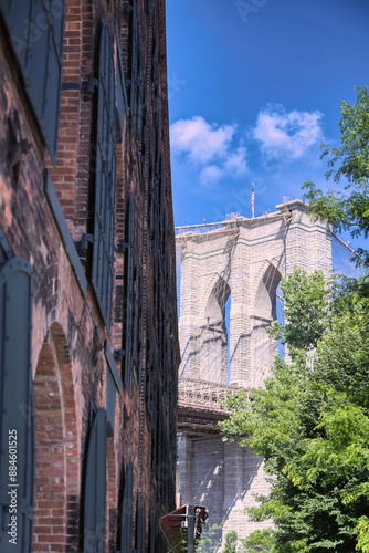 Obraz na płótnie The Brooklyn Bridge from Dumbo, Brooklyn, New York w salonie