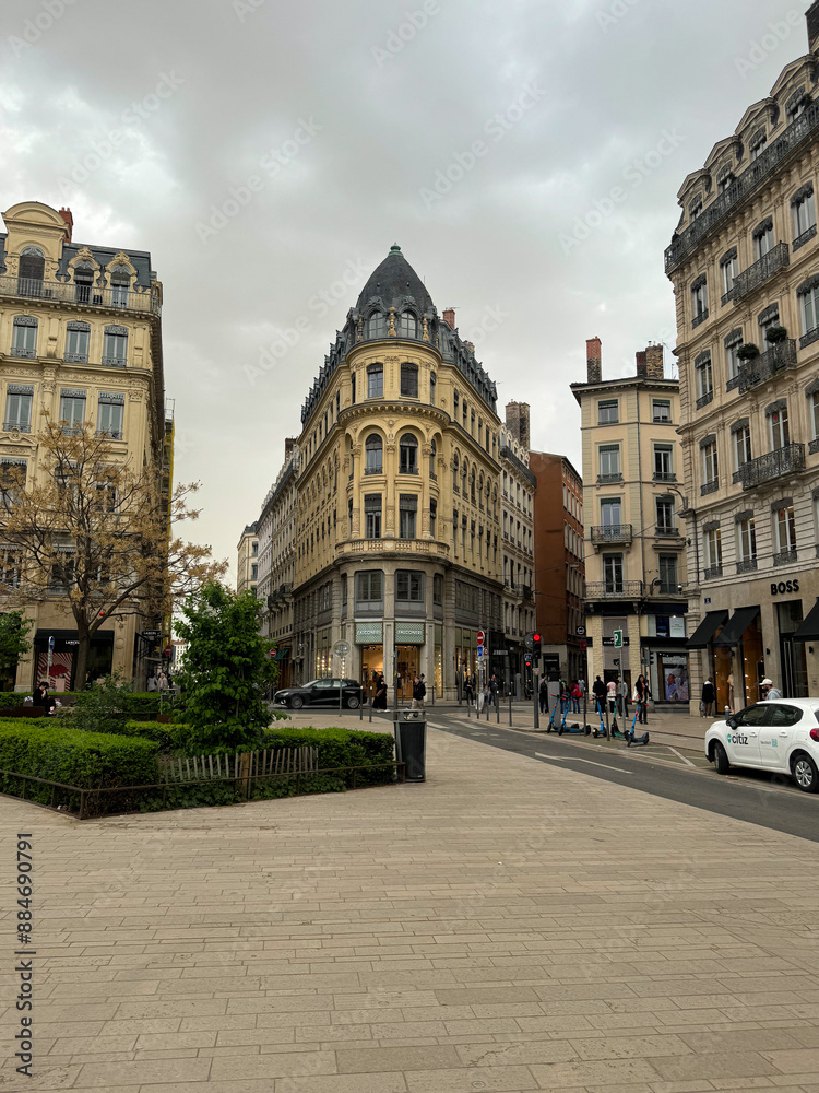 Fototapeta premium old building against sky in france