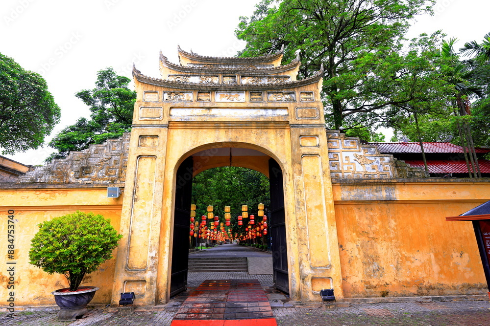 Obraz premium Imperial Citadel of Thang Long (Hoang Thanh Thang Long) Imperial citadel complex at Hoang Dieu, Dien Bien, Ba Dinh, Ha Noi, Vietnam