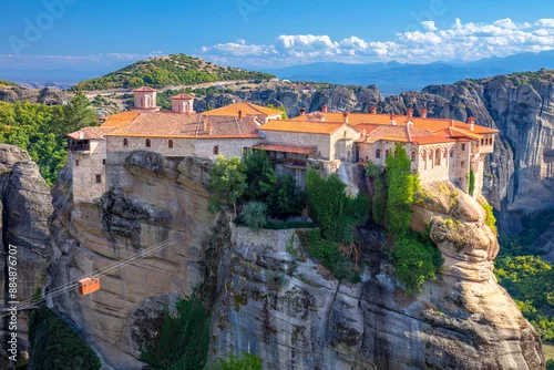 Obraz Meteora monasteries, Greece. Panoramic view on the Holy Monastery of Varlaam placed on the edge of high rock. The Meteora area is on UNESCO World Heritage. Greece
