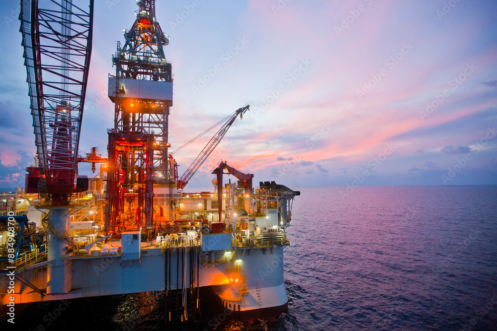 View of drilling rig in the Gulf of Mexico View of drilling rig in the Gulf of Mexico