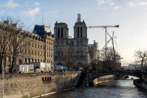 【パリ】改修工事中のノートルダム大聖堂 / 【Paris】Restoration of Notre-Dame Cathedral