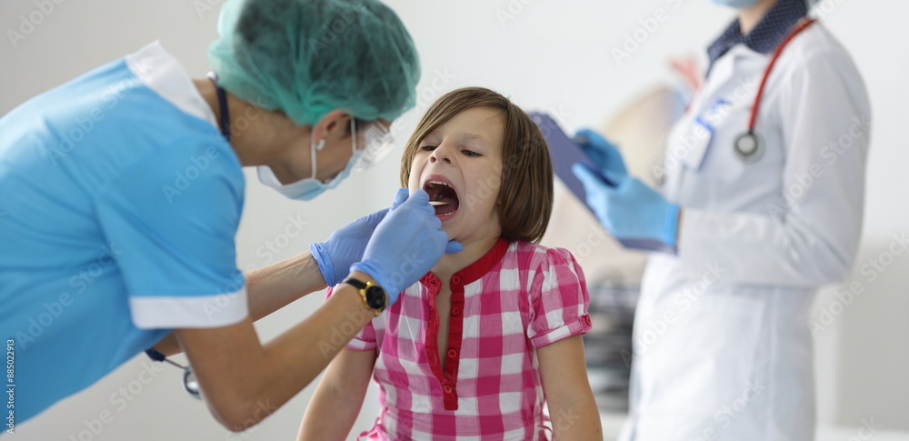 Obraz premium Close-up of female nurse, takes cotton bud to analyze saliva, nasal swab, mucous membrane for DNA tests. COVID-19, determination paternity or presence of virus