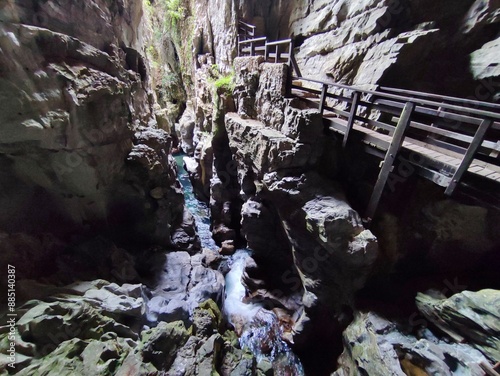 Morigerati - Fiume Bussento dal ponticello della grotta