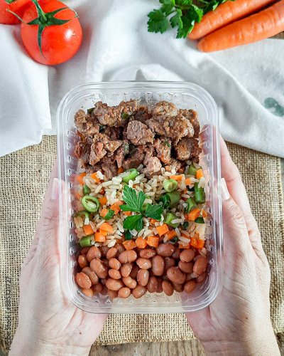 Quadro su tela marmita saudável congelada pequena, fit, fitness, de arroz integral com cenoura