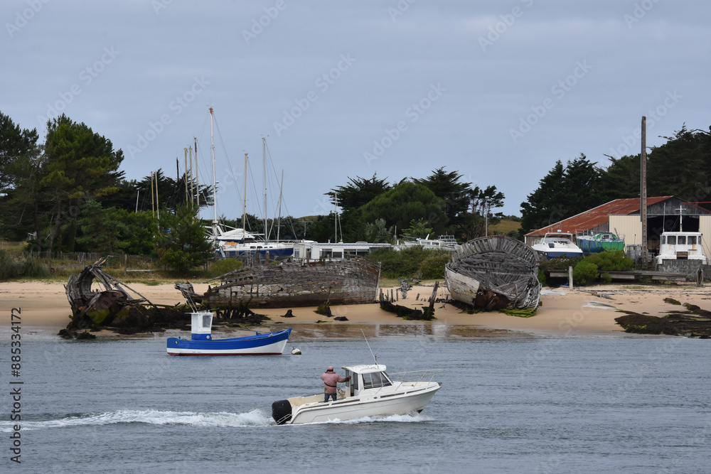 Obraz premium boat and beach, Ria d''Etel, Golf Of Morbihan, Beauty of Brittany, France