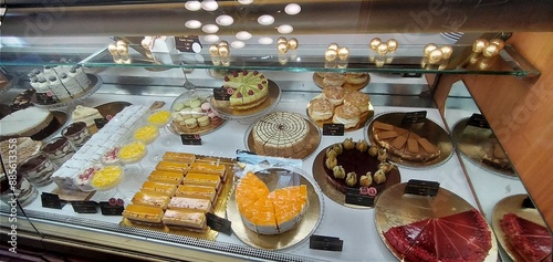 Canvas Print Kuchen und Torten in einem Kaffeehaus in Bratislava