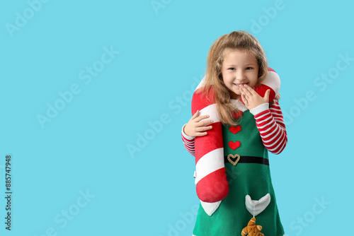 Cute little girl with beaut...