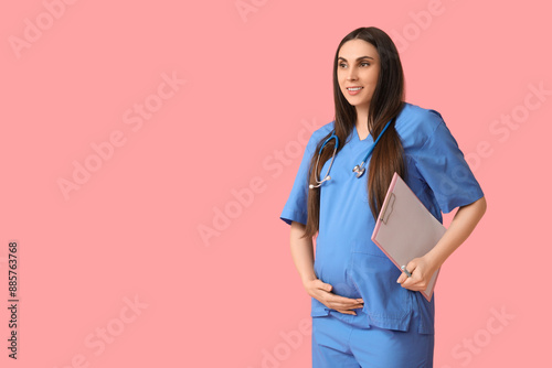 Beautiful young pregnant do...