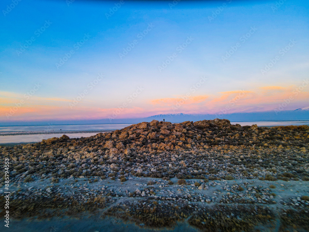 Obraz premium Sunset over the Salt Lake