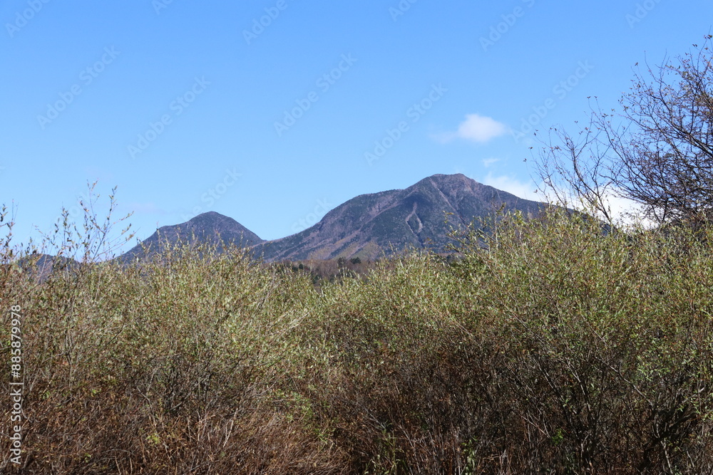 Fototapeta premium 秋の日光の風景。戦場ヶ原からの風景。