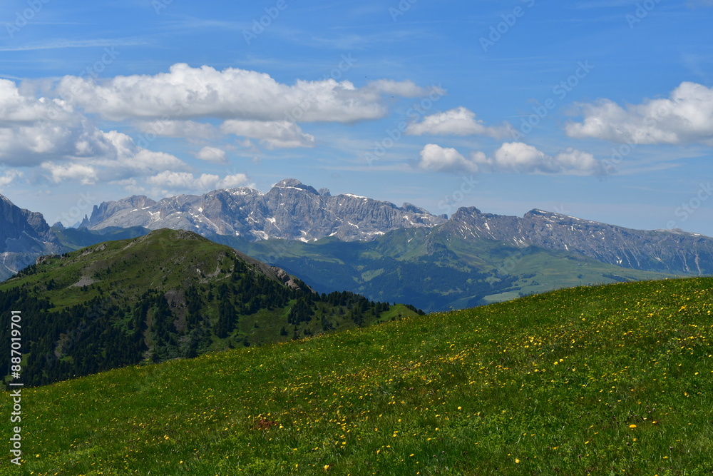 Schöne Landschaft auf Seceda in Südtirol Schöne Landschaft auf Seceda in Südtirol