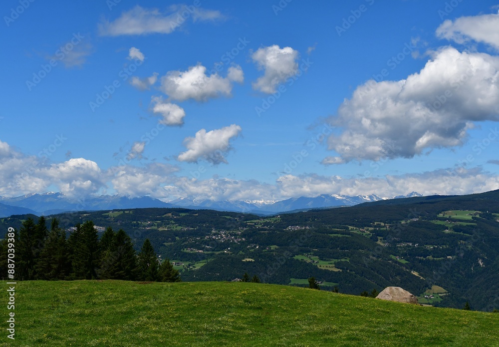 Schöne Landschaft bei Völs am Schlern in Südtirol