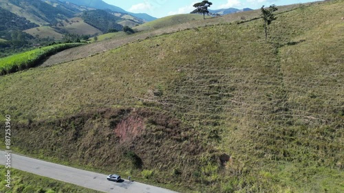 Paisagens Serra Mantiqueira Itamonte Passa Quatro Minas Gerais Brasil Esportes Ultramaratona Corrida Trilha Ciclismo Montanha Natureza Pasto Verde Ecoturismo Aventura Caminhada Rios Floresta Araucária photo