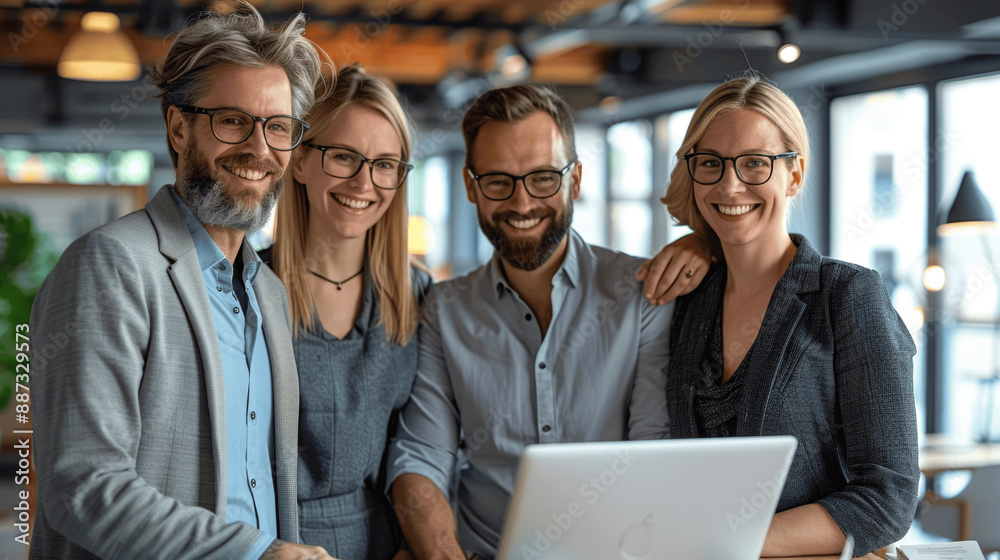 Obraz premium Successful Office Team Collaborating on a Project