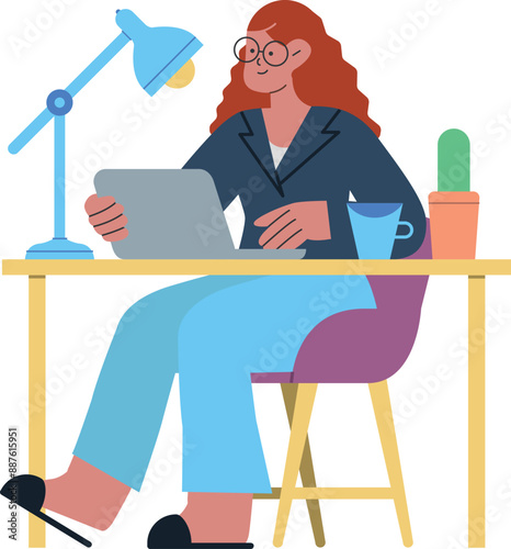 Ilustración de una joven pelirroja profesional trabajando en su escritorio desde casa, usando una computadora portátil. La escena incluye elementos como una taza de café y documentos, teletrabajando