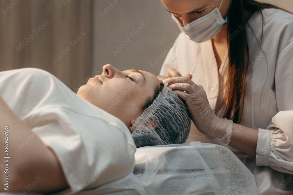 Obraz premium Realistic injections in face of adult women