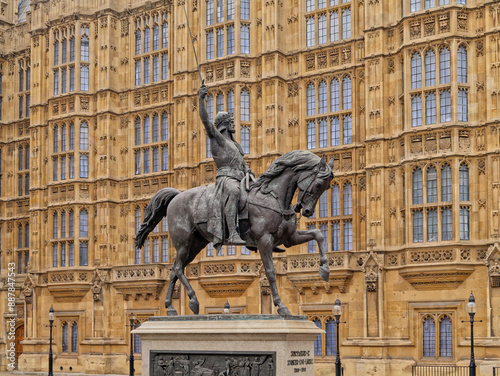 Richard the Lionheart Statue