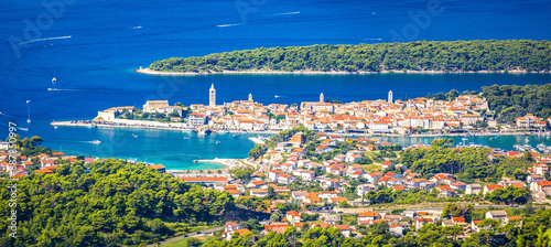 Fototapeta Naklejka Na Ścianę i Meble -  Town of Rab and Adriatic archipelago panoramic view from the hill