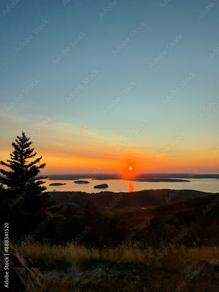 Fototapeta premium sunset in the mountains