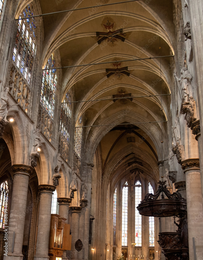 Church of Our Lady of Victory in Sablon. View inside the church Church of Our Lady of Victory in Sablon. View inside the church