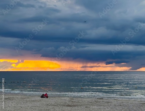 Fototapeta Naklejka Na Ścianę i Meble -  sunset on the beach
