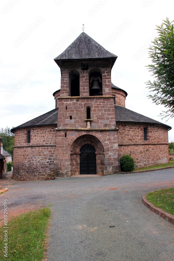 Eglise de Saint Bonnet la Rivière (Corrèze) Eglise de Saint Bonnet la Rivière (Corrèze)