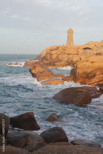 Côte de granite rose, Bretagne photo