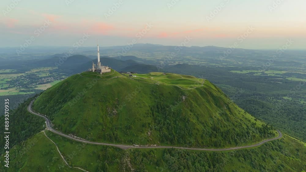 Le sommet du Puy-de-Dôme en Auvergne en France