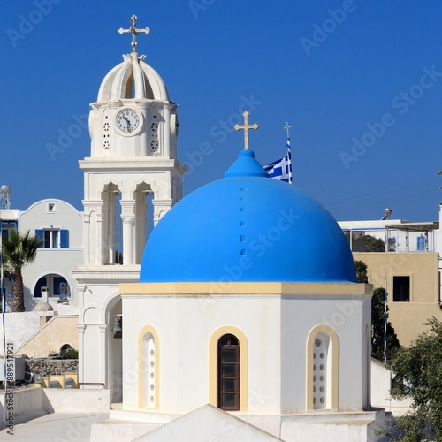 Iglesia griega en Megalochori, Santorini, Grecia
 photo