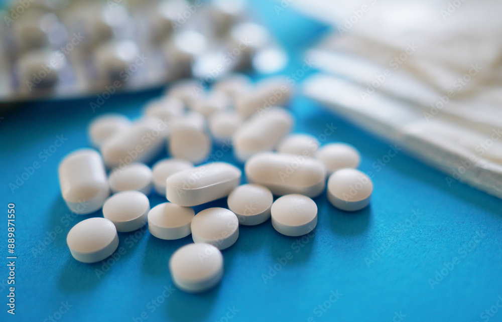 様々な薬の錠剤 様々な薬の錠剤