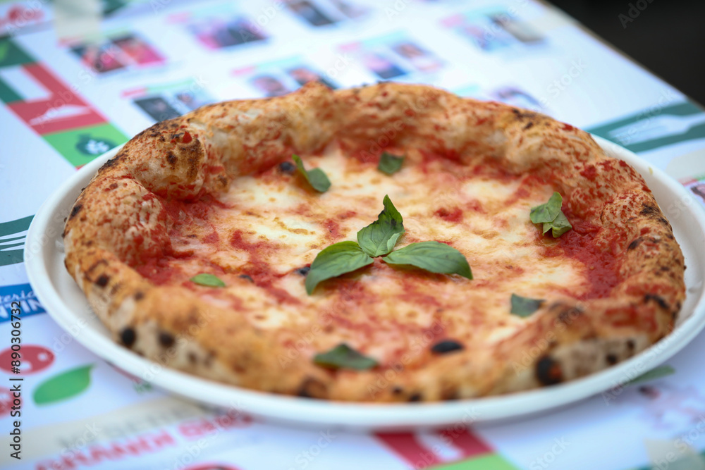 PIZZA CLASSICA PIZZA CLASSICA
