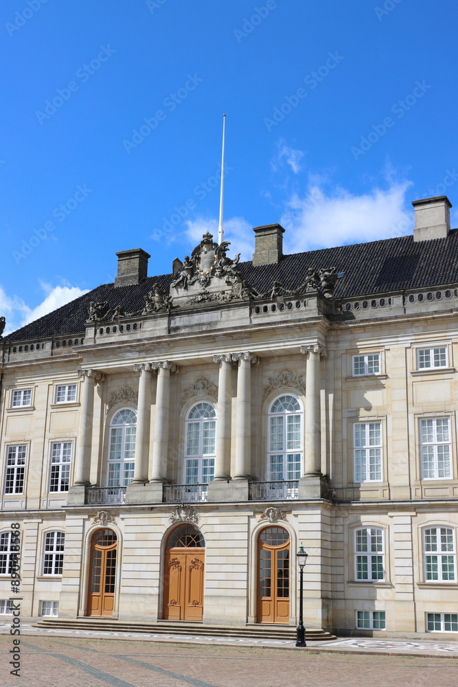 Fototapeta premium Amalienborg Royal Palace, Palace Square, Copenhagen, Denmark